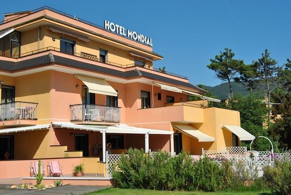 Hotel Mondial Moneglia